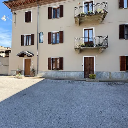 La Tana Apartmán *